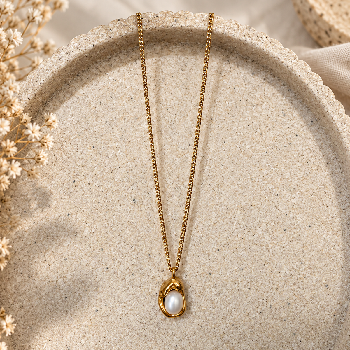 Framed Pearl Pendant Necklace